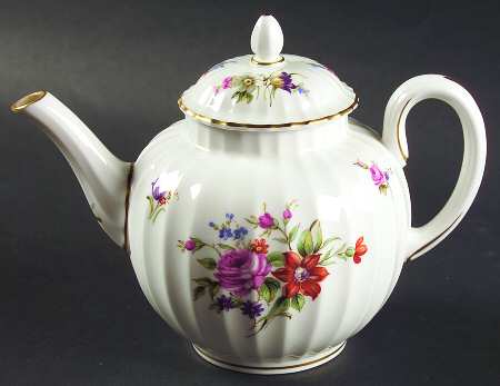 Roanoke White Mini Teapot & Lid