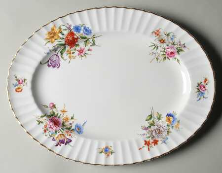 Roanoke White 15" Oval Serving Platter