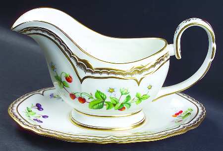 Sandringham Gravy Boat & Underplate