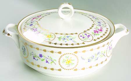 Trianon Round Covered Vegetable