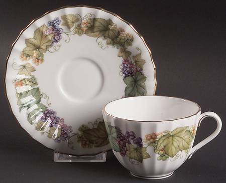 Vine Harvest Flat Cup & Saucer Set
