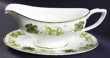 The Worcester Hop Gravy Boat & Underplate