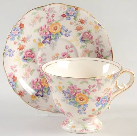 Cotswold Footed Cup & Saucer Set