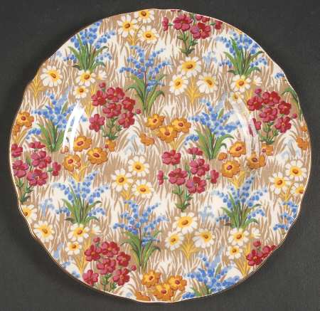 Marguerite (Gold Trim) Dessert/Pie Plate by Royal Winton