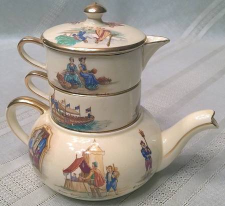 Old English Markets Mini Teapot Stacking Set (Creamer, Sugar)