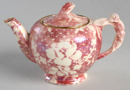 Brocade Cranberry (Iridescent) Individual Breakfast Set Teapot & Lid