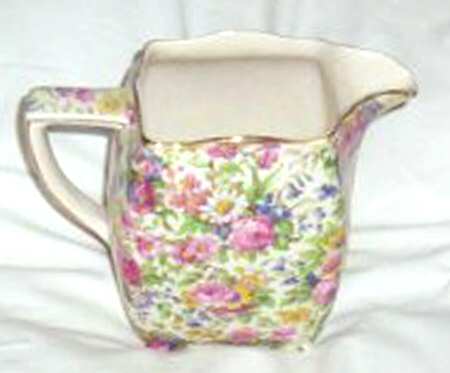 Summertime (Pre 1960, Cream Background, Gold Trim) 22 Oz Duval Jug