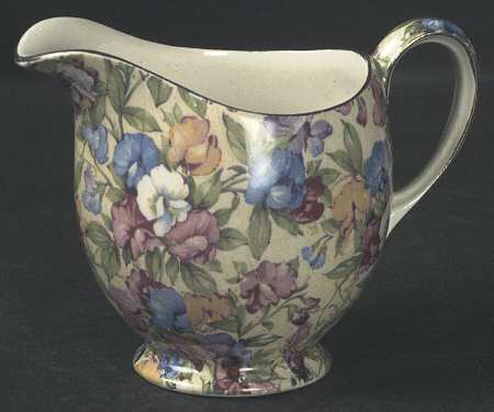Sweet Pea Albans Creamer