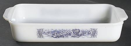 Currier and Ives Blue 10" Rectangular Ovenware Utility Pan