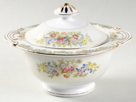 Danbury Sugar Bowl & Lid