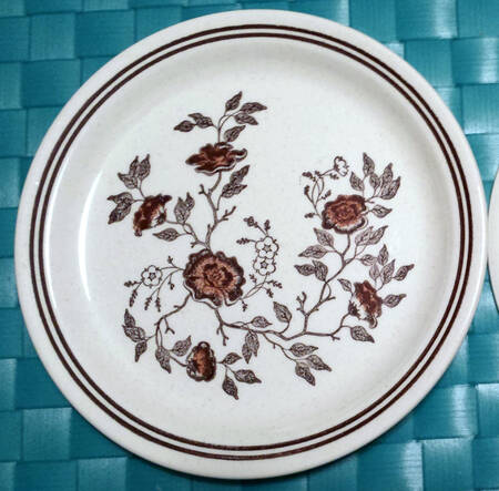 RYR2 Bread & Butter Plate
