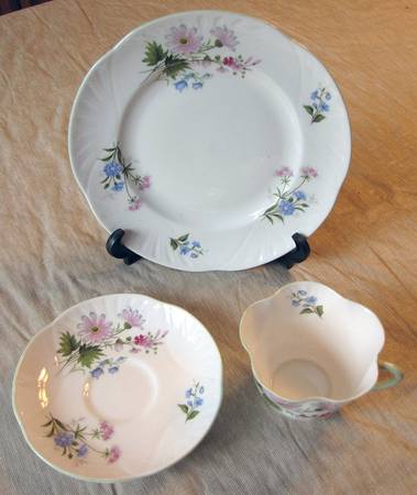 Wild Flowers (England) Salad Plate