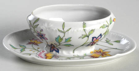 Adriana Individual Gravy Boat W/Attached Underpate No Lid
