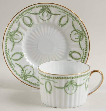 Flat Cup & Saucer Set