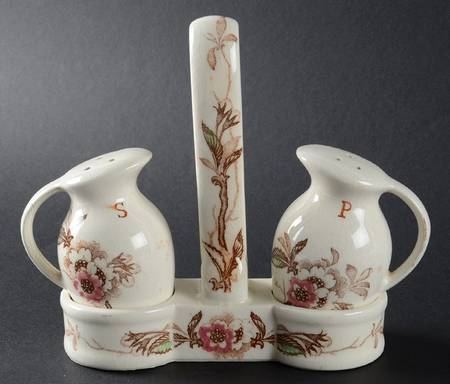 RDW1 (3 Pc) Salt & Pepper Tray Set