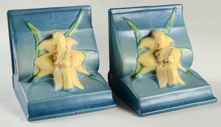Zephyr Lily Bermuda Blue China Bookend - Set of 2