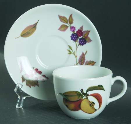 Evesham 'M' Flat Cup & Saucer Set by Royal Worcester