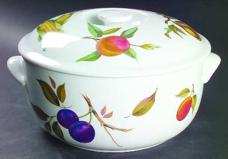 Evesham 'M' 2.25 Qt Round Covered Casserole