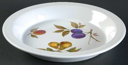 Evesham 'M' Pie Serving Plate