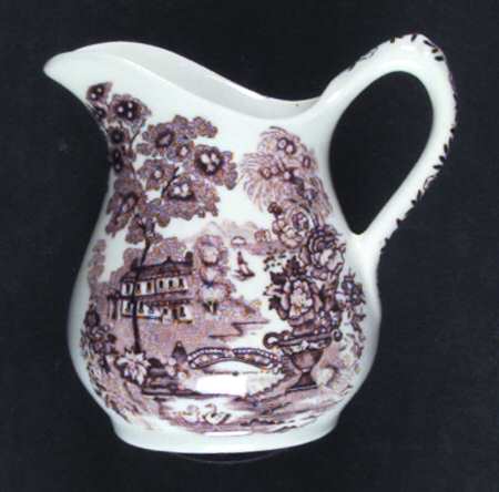 Tonquin Brown Mini Creamer