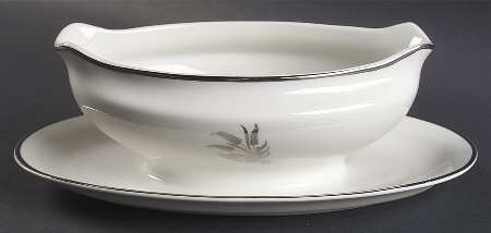 Silver Harvest Gravy Boat with Attached Underplate