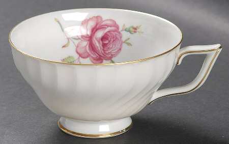 974 Footed Cup