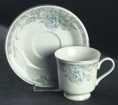 Bouquets of Blue Footed Cup & Saucer Set