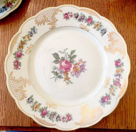 ROB192 Salad Plate