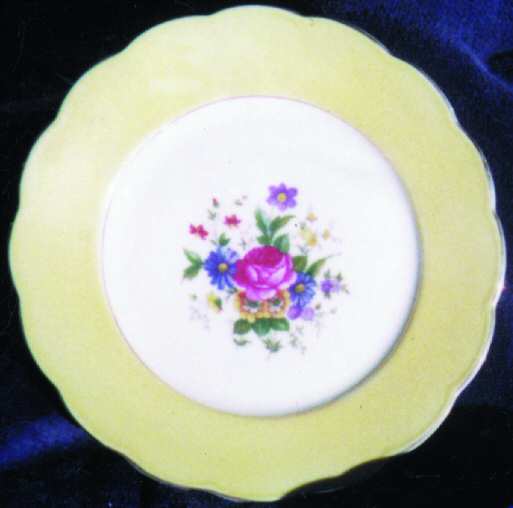 Ardalt Yellow by Royal Bayreuth