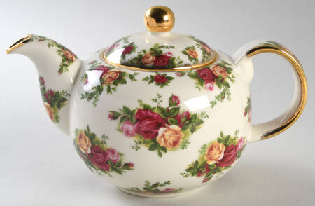 Old Country Roses (Classic III) Teapot & Lid