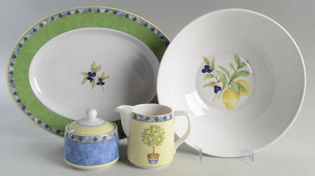 Carmina 5 Piece Hostess Set