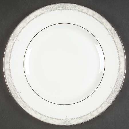 Naples Platinum Luncheon Plate