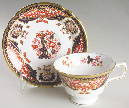 Derby Japan Footed Cup & Saucer Set