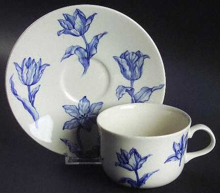 Tulipa Jumbo Cup & Saucer Set