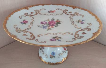 1023P 7" Diameter Pedestal Cake Stand