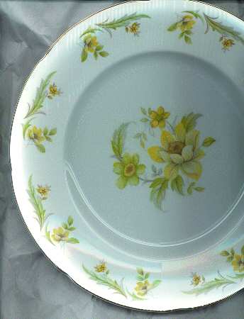 Evesham (Scalloped) by Royal Grafton