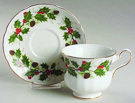 Noel (Holly Backstamp, Scalloped) Footed Cup & Saucer Set