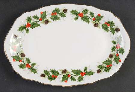 Noel (Holly Backstamp, Scalloped) 11" Oval Serving Platter