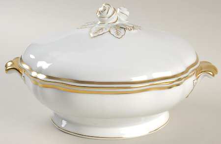 Marie Antoinette Gold on White Round Covered Vegetable