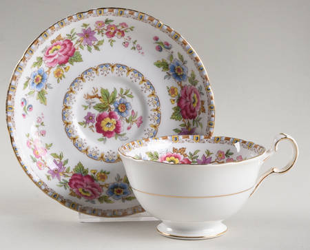 Malvern (Scalloped) Footed Cup & Saucer Set