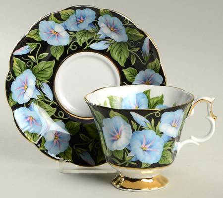 Flora Series Footed Cup & Saucer Set