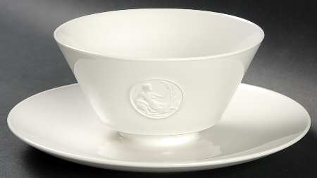 Arcadia Cream--White Gravy Boat with Attached Underplate