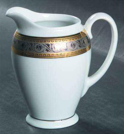 Monaco Creamer