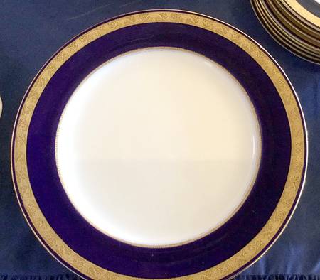 RW91 by Royal Worcester