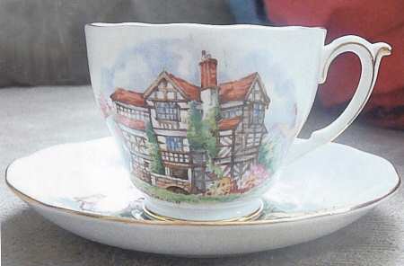 Beautiful Britain Footed Cup & Saucer Set