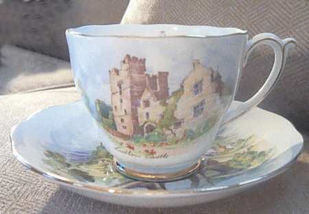Beautiful Britain Footed Cup & Saucer Set