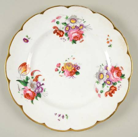 Lady Angela (Scalloped Gold Trim) by Royal Albert
