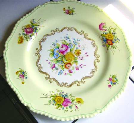 Z1168 by Royal Worcester