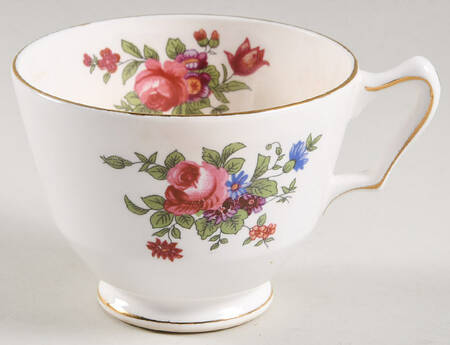 ROV16 Footed Cup