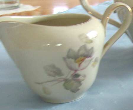 RHN4 Creamer